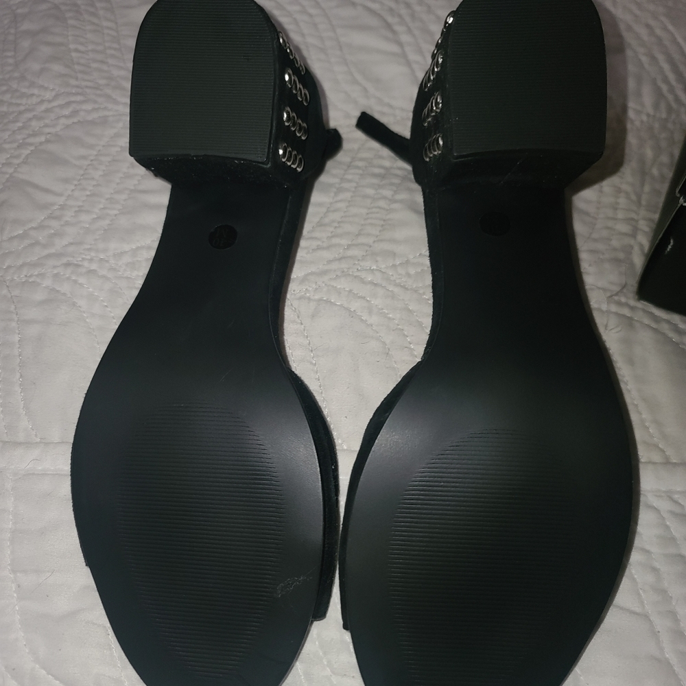 STEVE MADDEN STUDDED BLOCK HEEL BLACK SHOWS. 2.25 inch heel. NWOT. PERFECT CON - Picture 6 of 9
